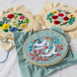 Rex London Embroidery kit - Wild Flowers Fashion