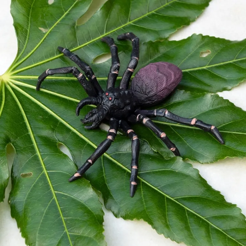 Rex London Realistic tarantula toy New